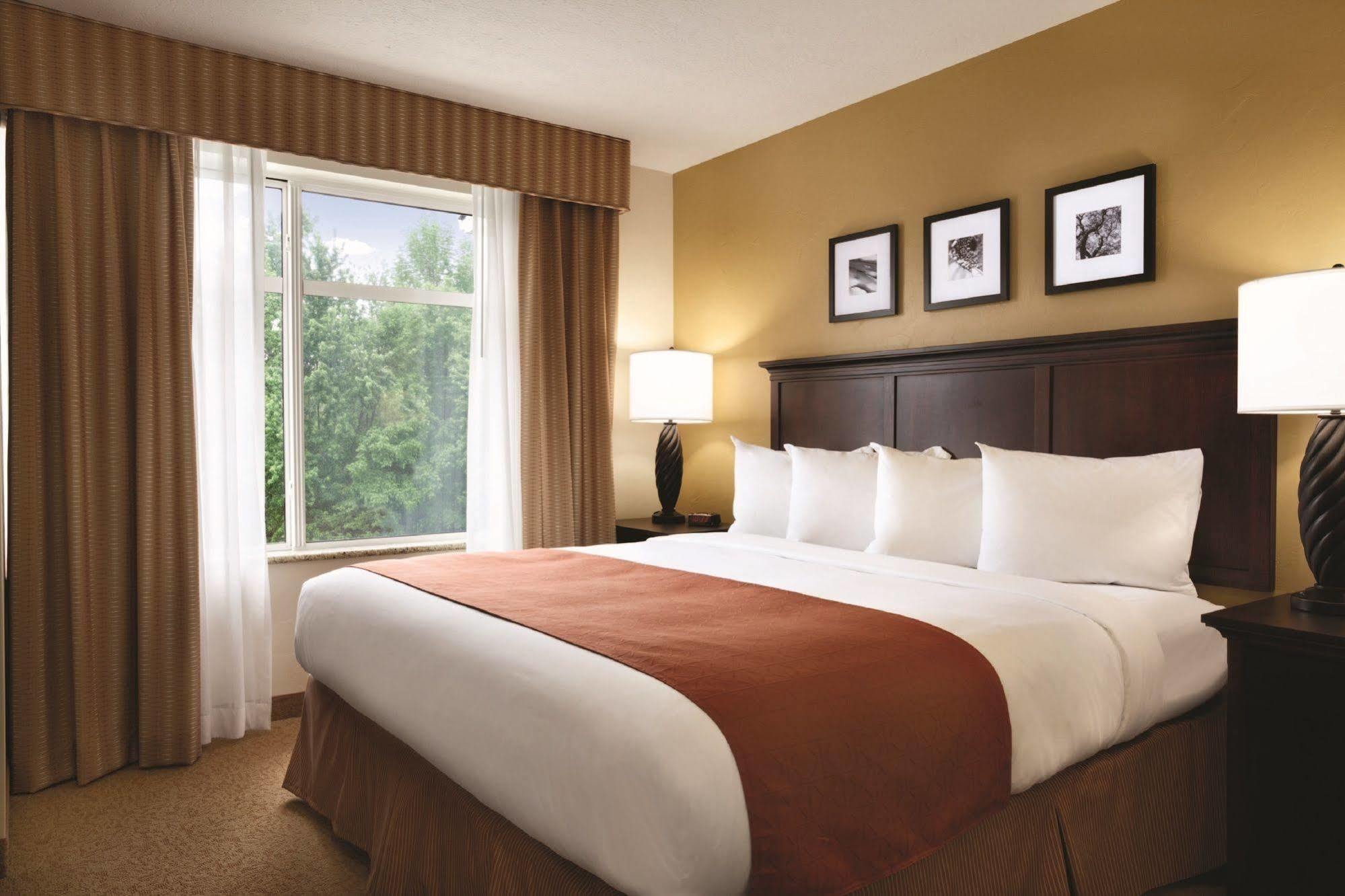 Country Inn & Suites By Radisson, Dakota Dunes, Sd Exterior photo